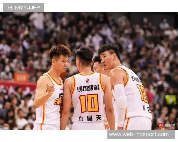 CCTVcba直播深圳队对阵北控队精彩赛事回顾与分析