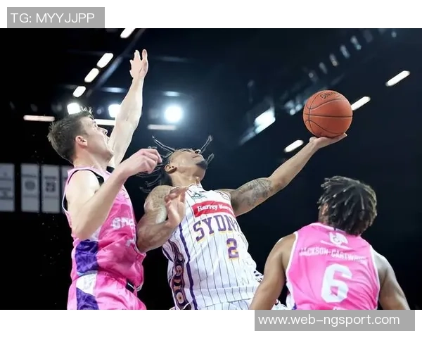 悉尼国王与老鹰的精彩对决揭示篮球战术与团队合作的魅力